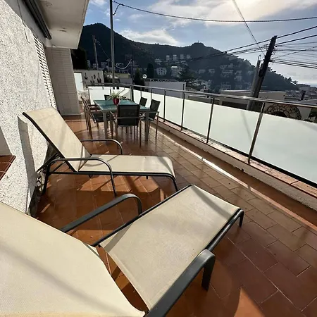 Bonito Cerca De La Playa Con Gran Terraza *