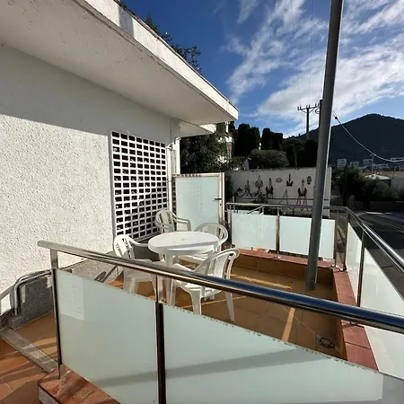 Bonito Cerca De La Playa Con Gran Terraza * Roses